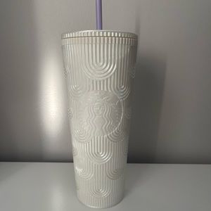 Pearl Mermaid Scale Venti Starbucks Cup